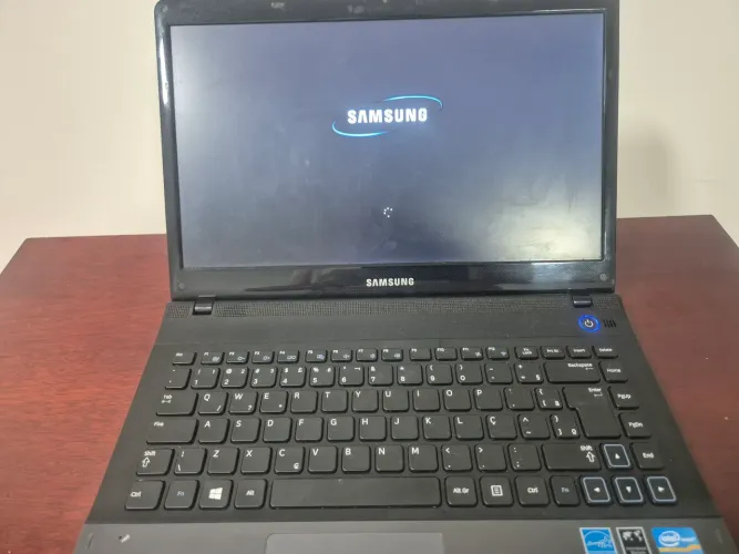 Nootbook Samsung Core i5
