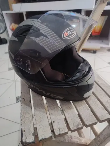 Vendo lindo capacete