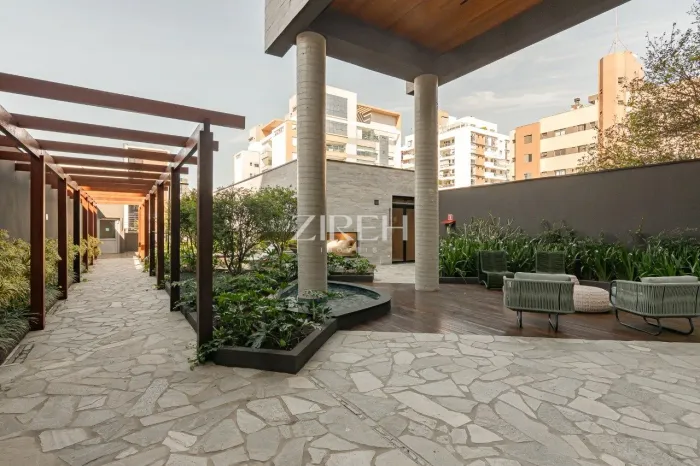 APARTAMENTO À VENDA COM 02 SUÍTES, CONDOMIÍNIO CLUBE NO AHÚ