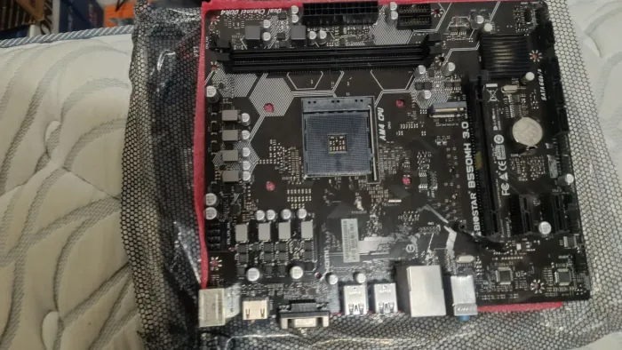 Placa mãe B550mh 3.0 Biostar usada