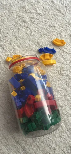 Potes de blocos/legos