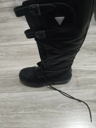 Bota Cano Alto Estilo Motociclista