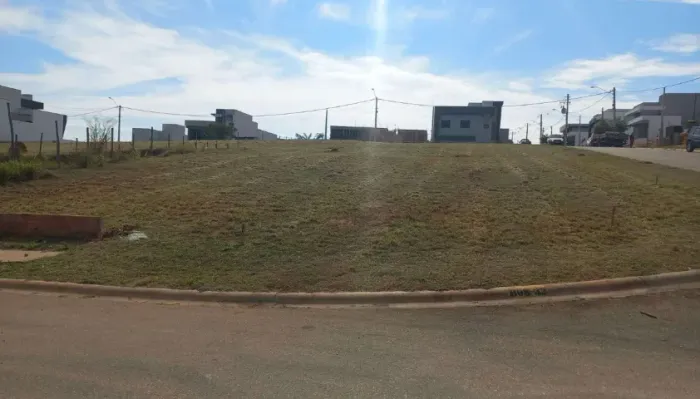 Lote/Terreno de Esquina à Venda, Condominio Reserva Ipanema