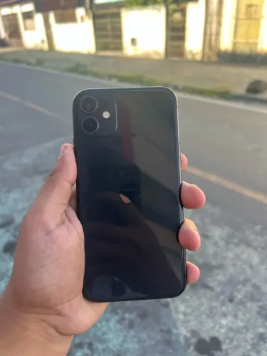 Iphone 11 - 64GB
