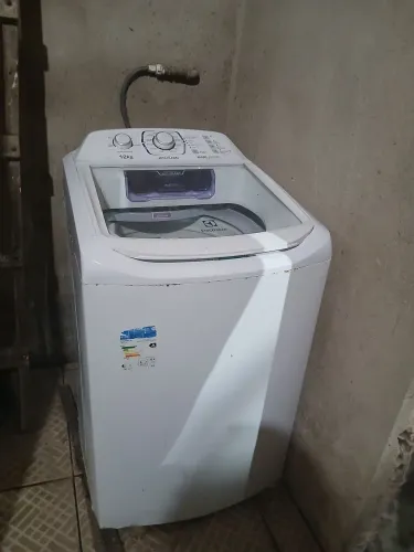 Máquina de lavar Eletrolux usada 12 kg