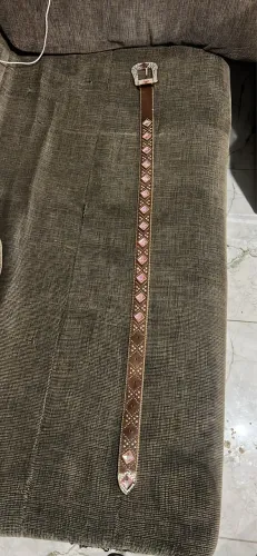 VENDE-SE CINTO DE COURO BRILHOSO