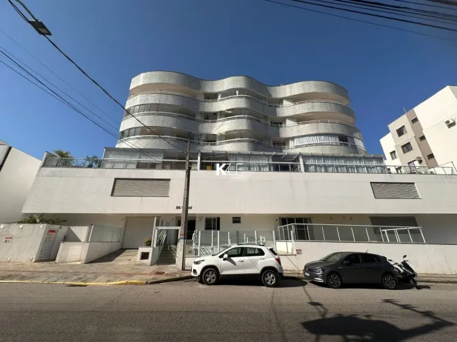 EXClUSIVIDADE KZUE IMOVEIS: Excelente apartamento Garden com 2 dormitórios, sendo 1 suíte