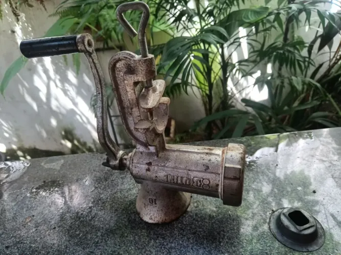 Picador e Moedor de Carne Profissional B10 Manual Botini