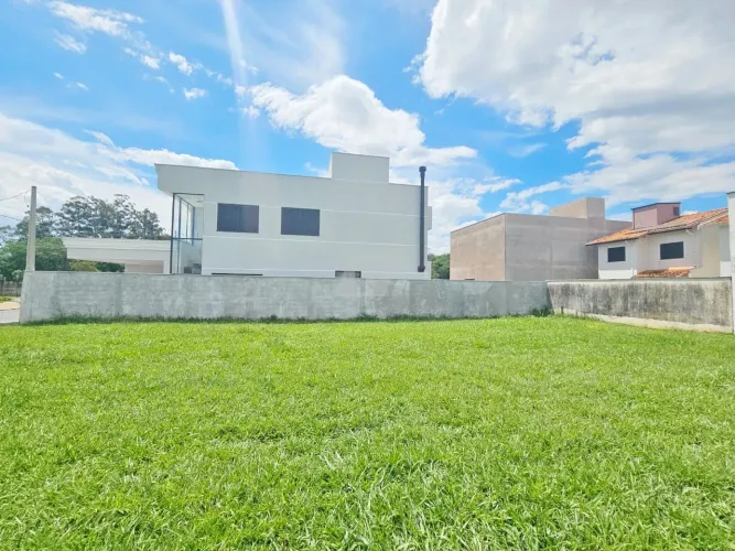 TERRENO À VENDA NO CONDOMÍNIO RECANTO DO PIRACICAMIRIM, BAIRRO ÁGUA BRANCA, PIRACICABA/SP