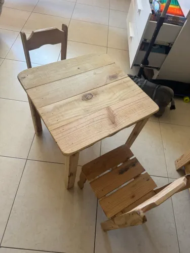 Mesinha com cadeiras Infantil