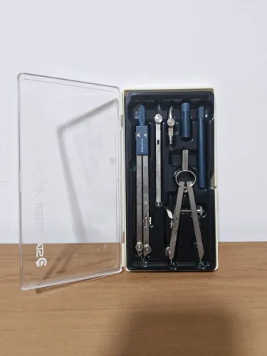 Estojo Compasso Staedtler Arco 559 Vintage - 7 Peças (Alemão)