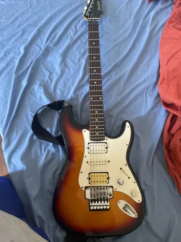 Guitarra Condor