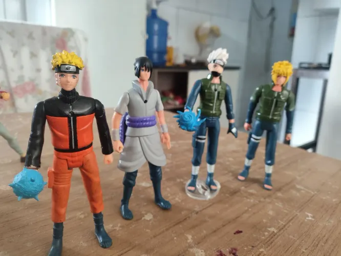 Bonecos Naruto