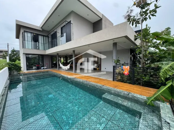 Linda casa com 484m² e excelente área de lazer no litoral norte de Maceió - Cd. Atlantis