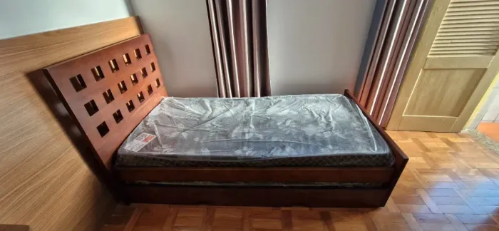 Cama Solteiro com Cama Auxiliar e Colchões - Madeira Maciça