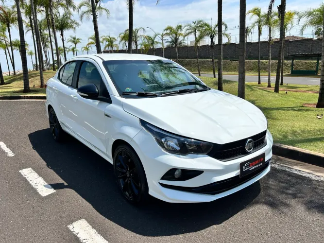 Fiat Cronos HGT 1.8 16V Flex Aut. 2020