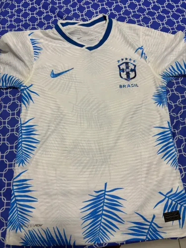 Camisa branca seleção brasileira 2022