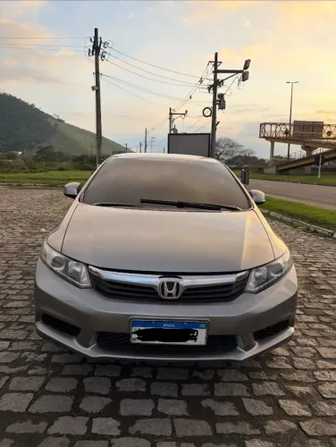 Honda Civic Sedan LXS 1.8/1.8 Flex 16V Aut. 4P 2014