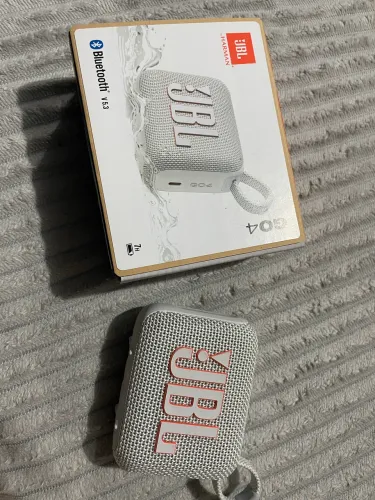 JBL GO4