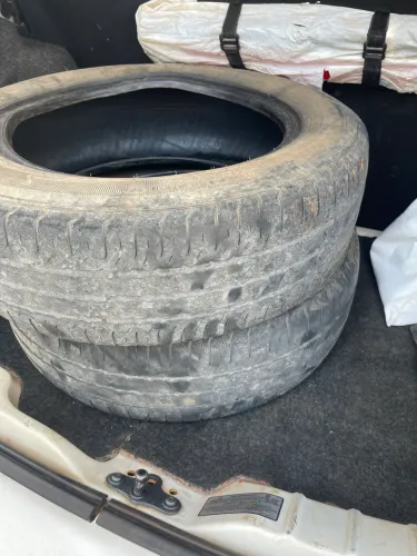 Par de pneus 175/65 R14