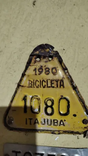 Antiga placa de licenciamento de bicicleta 