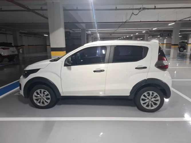 Fiat Mobi Like 1.0 Fire Flex 5P. 2022