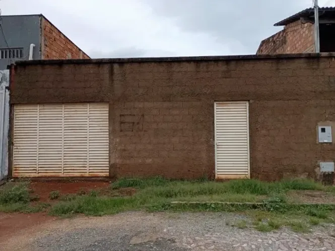 Vende construção...