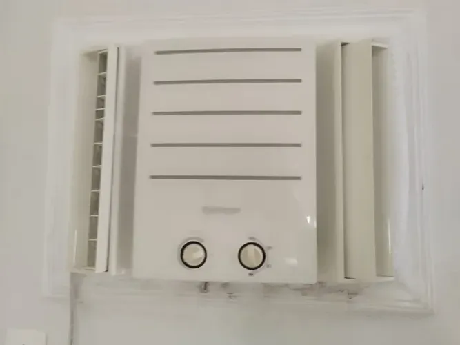 Doação - 2 ar de janela 7500