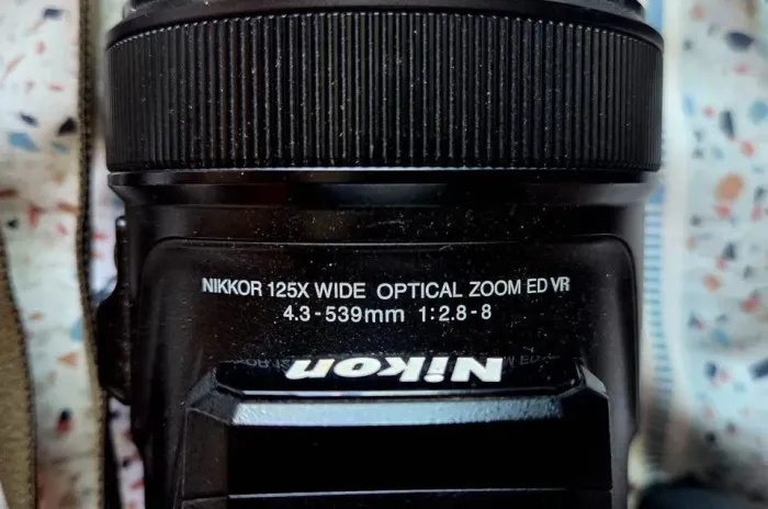 Camera Nikon Coolpix P1000
