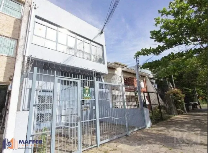 PRÉDIO COMERCIAL PARA SEDE DE EMPRESA COM 400 m² na AVENIDA BAHIA, SÃO GERALDO