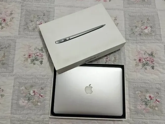 MacBook Air 2014 de único dono completo na caixa