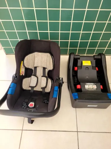 Bebê conforto com base da burigotto 