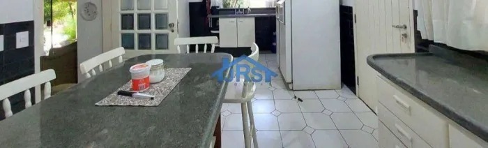 Casa à venda em Jandira, Nova Higienópolis, com 4 quartos, com 450 m², Condomínio Nova Hig