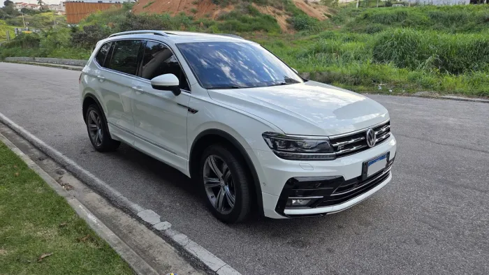 Volkswagen Tiguan Allspac R-line 350 TSI 2.0 4X4 2021