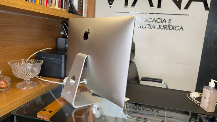 iMac Apple