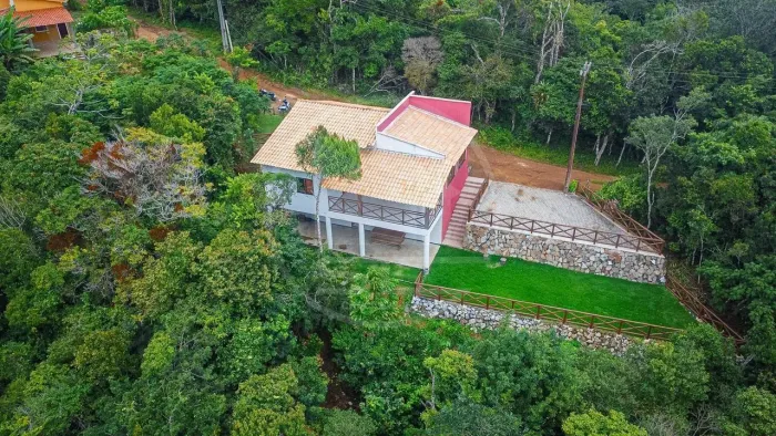 Casa para Venda em Mulungu, Floresta, 3 dormitórios, 3 suítes, 3 banheiros, 3 vagas