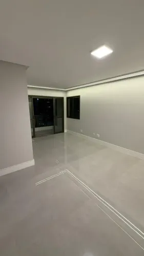 Apto no Edifício Tivoli Residence 3/4 - jardins