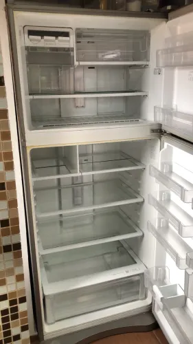 Geladeira p/conserto 