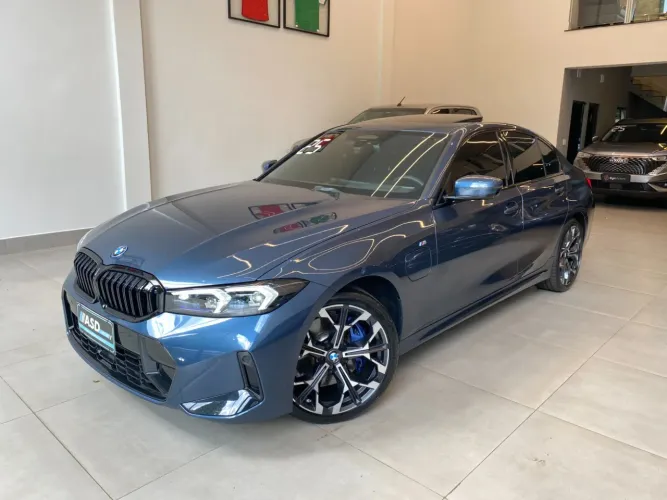 BMW 330E M Sport 2.0 Turbo Híbrido AU 2025