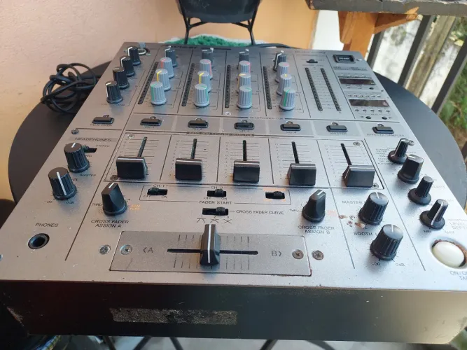 Mixer pioneer DJM -600. 3.500