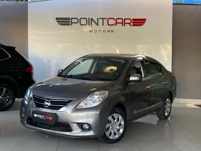 Nissan Versa SL 1.6 16V Flexstart 4P Mec. 2014