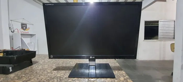 Monitor LG Flatron E2260