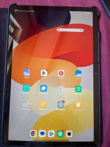 Tablet REDMI 1ano de uso. Vem com chave e caixa original