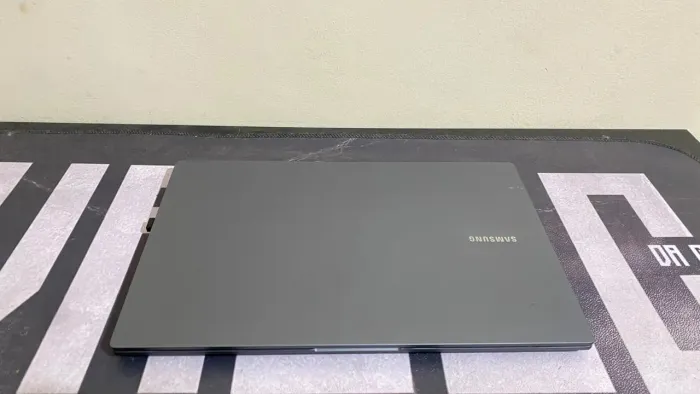 Galaxy Book 4 Notebook 8gb RAM 256gb ssd