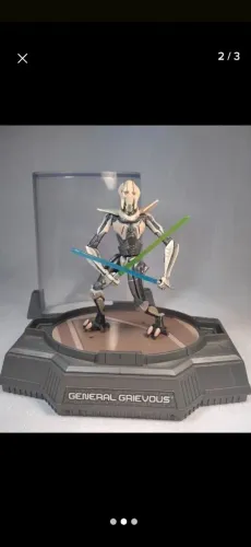 Star Wars General Grievous Titanium Die Cast Hasbro 2005 (Usado)