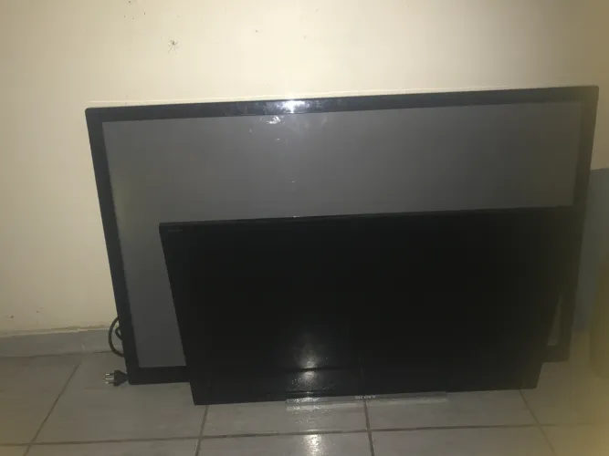 Tv com defeitos