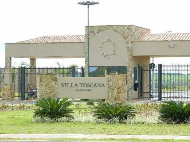 Terreno à venda - 374m² - Villa Toscana - Franca - SP.