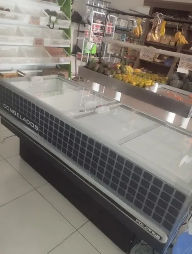 Vendo equipamentos para comércio