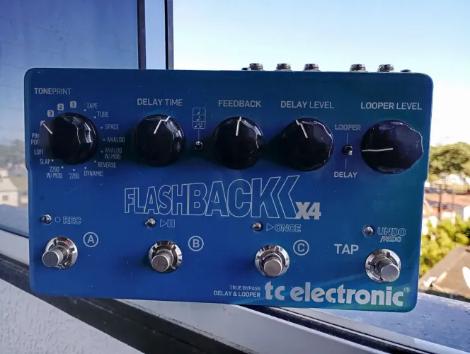 Pedal Tc Eletronics Flashback Delay x4