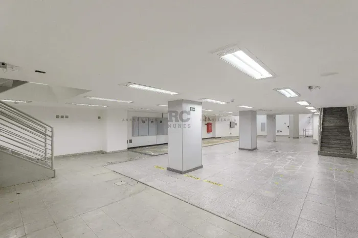 Loja com 450 m²